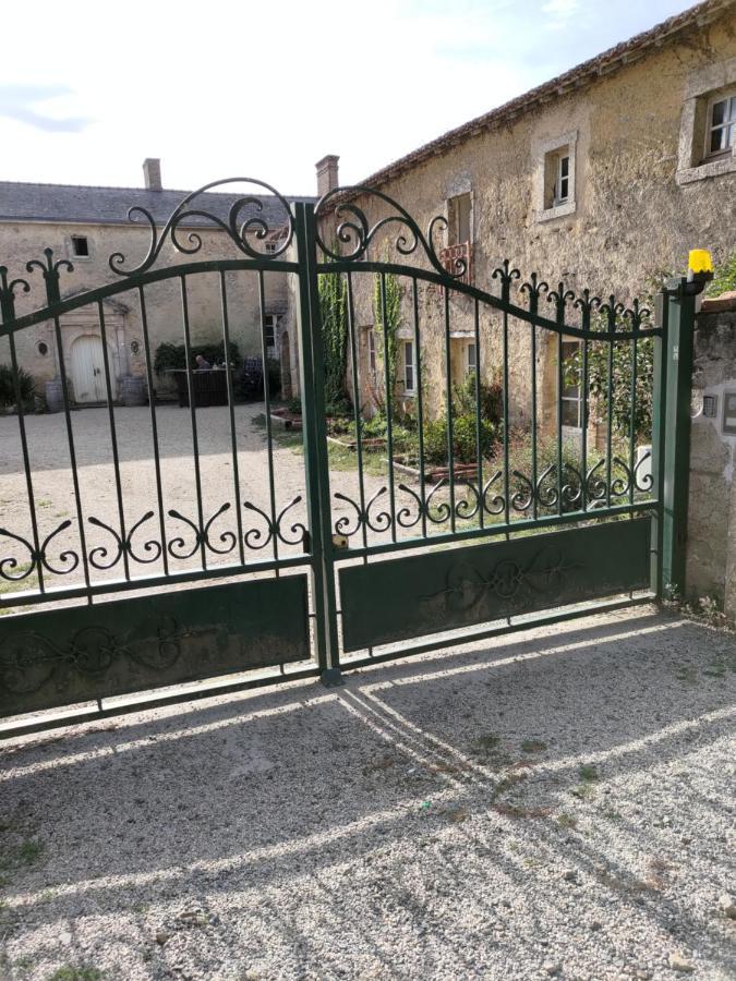 Tigné Le Manoir De Gatines Bed & Breakfast エクステリア 写真