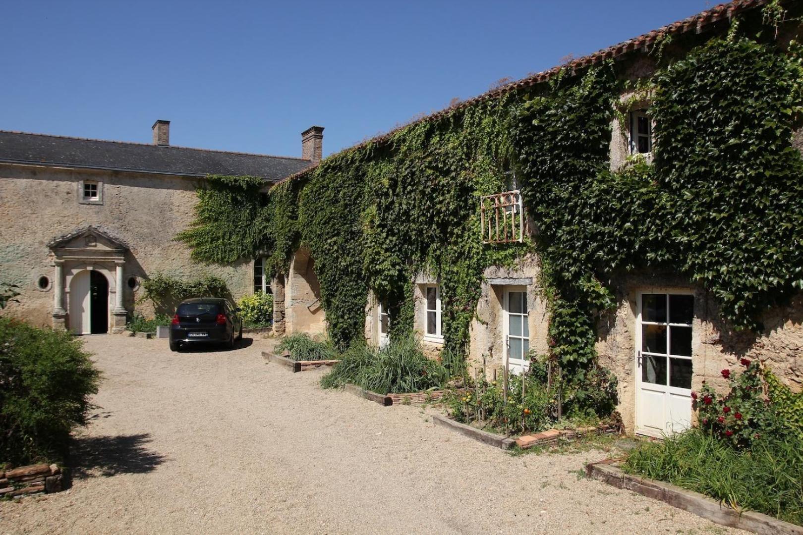 Tigné Le Manoir De Gatines Bed & Breakfast エクステリア 写真